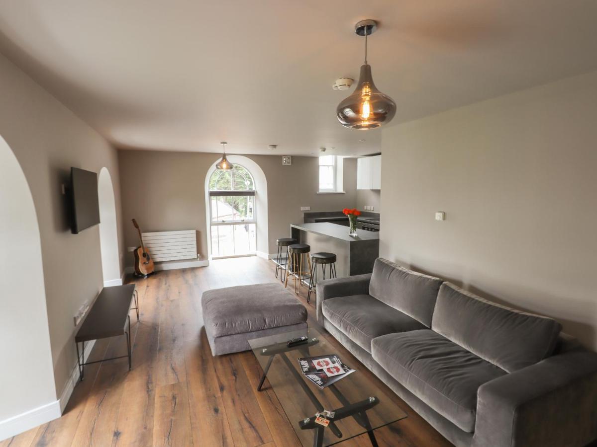 The Breathe Residence Rhyl Eksteriør billede